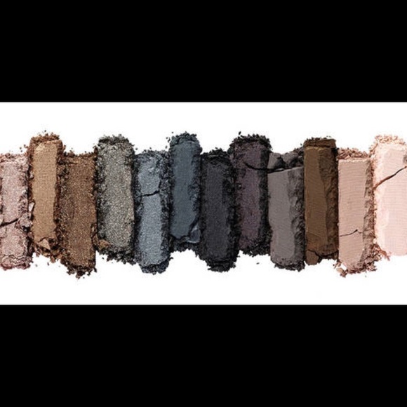 Urban Decay Naked Smokey Palette - Picture 4 of 4